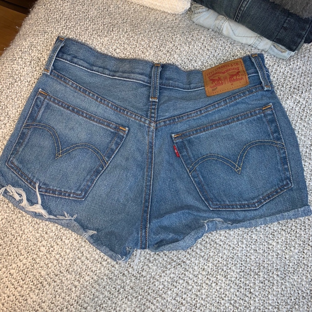 LEVI’S 501 SHORTS
